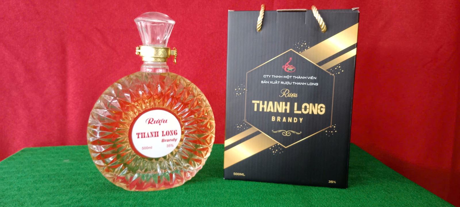 Rượu vang thanh long Brandy