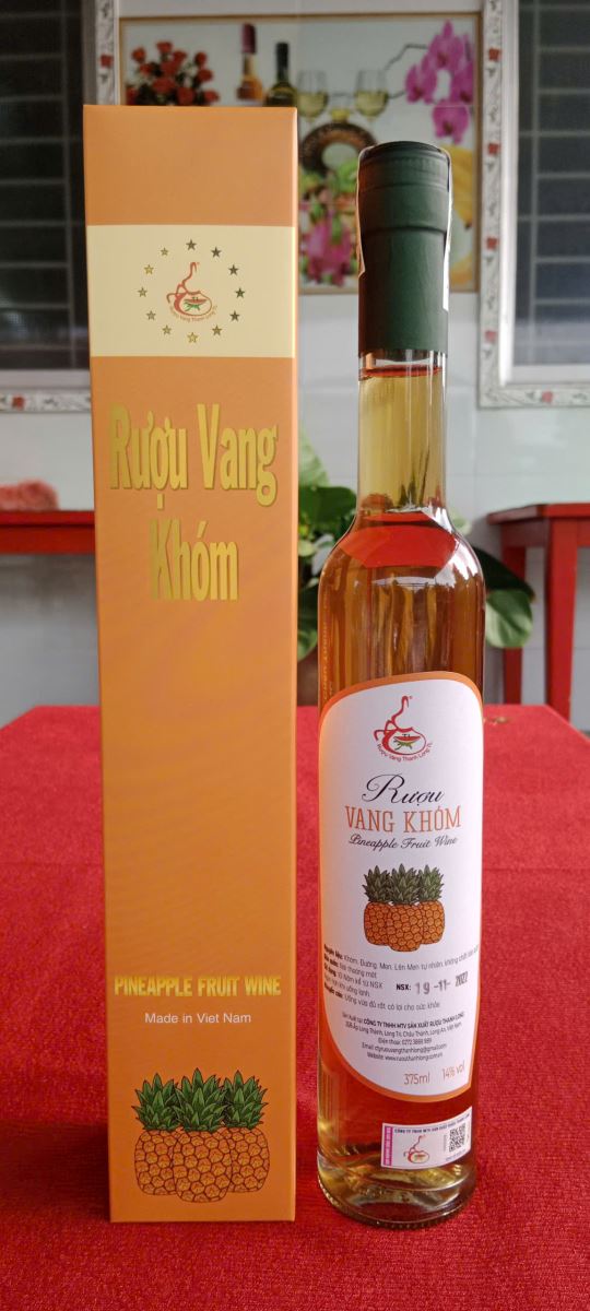 Rượu vang Khóm